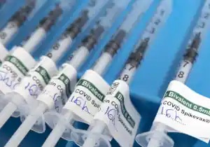 kansas usa causa pzifer effetti collaterali vaccino covid 2.jpg