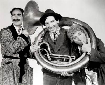 Marx Brothers A Day at the Races 01