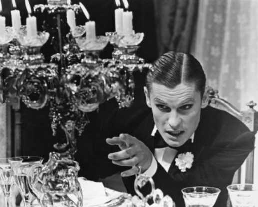 helmut-berger-in-una-scena-de-la-caduta-degli-dei-273