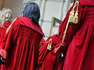 donne di repressione 1