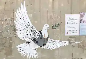 Banksy in Bethlehem dove
