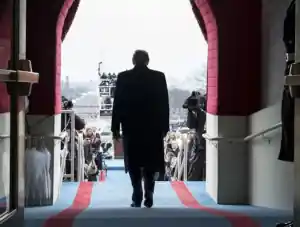 Trump in ombra 1.jpg