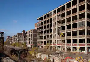 detroit 1220x600.jpg