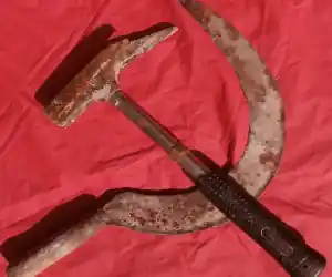 hammer and sickle 2019.jpg