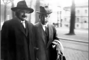 in rilievo letture einstein 00.jpg