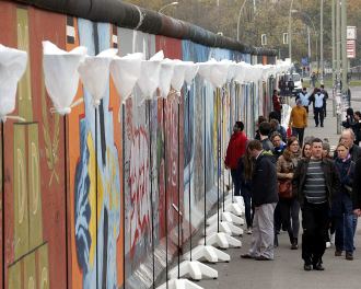 intervento-castellina-germany-wall