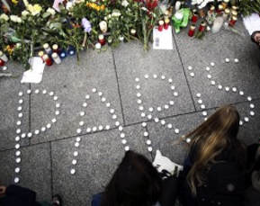 paris attacked police hunt accomplices after 120 killed 300x200