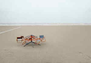 Luigi Ghirri Lido di Spina 1974 C Print 9 x 14 cm Eredi Luigi Ghirri 696x476 1 696x445