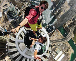 Selfie Dubai Tower 8