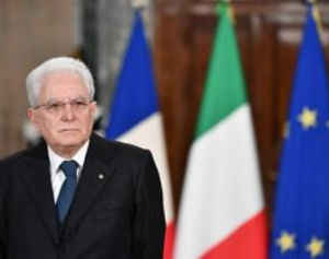 mattarella bandiere 300x200