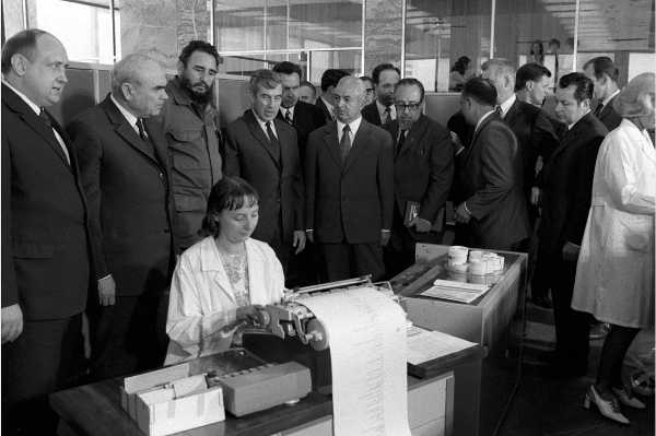 Il primo ministro sta uscendo piano OST
