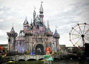 dismaland1