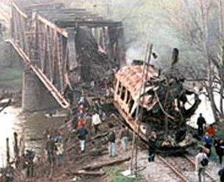 treno bombardato