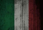 89050 grunge flags italian italy flag 2560x1707 h 1110x460 c
